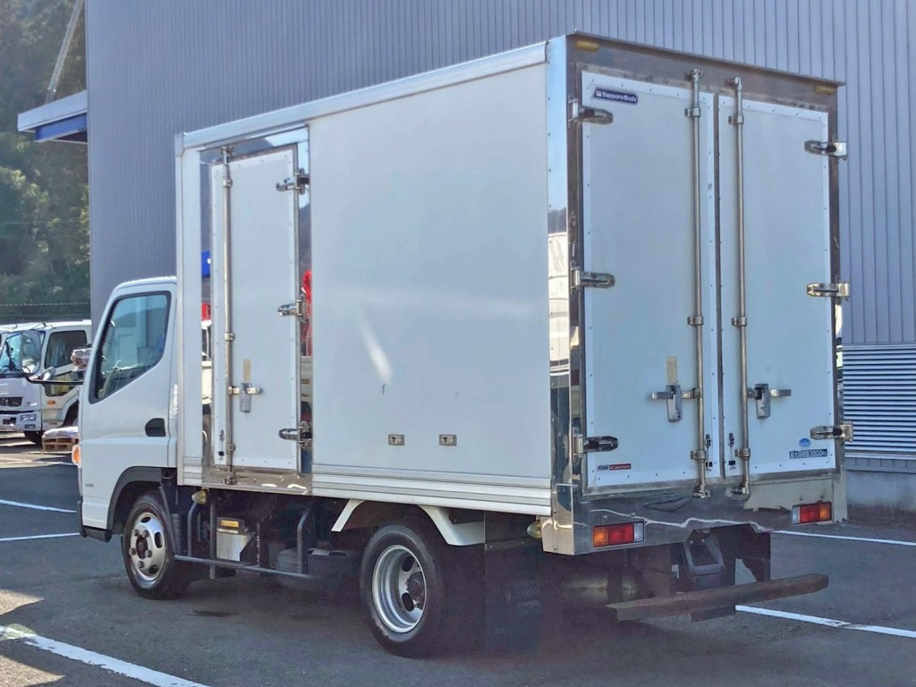 三菱 キャンター TPG-FBA20(2WD)の写真3