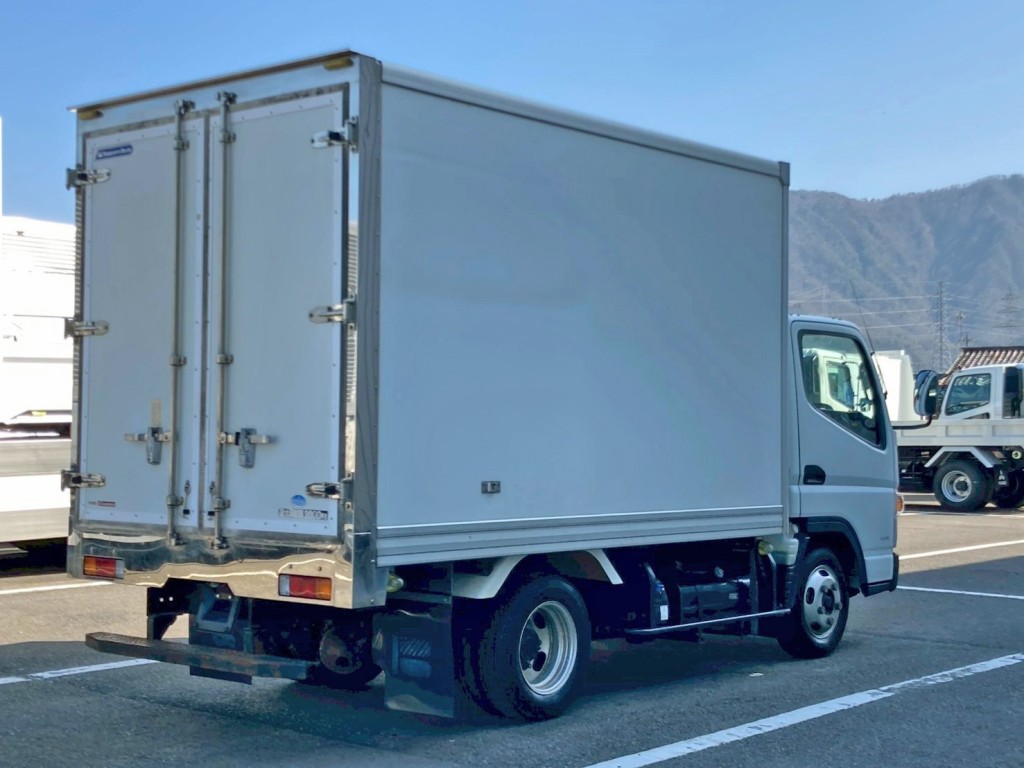 三菱 キャンター TPG-FBA20(2WD)の写真4