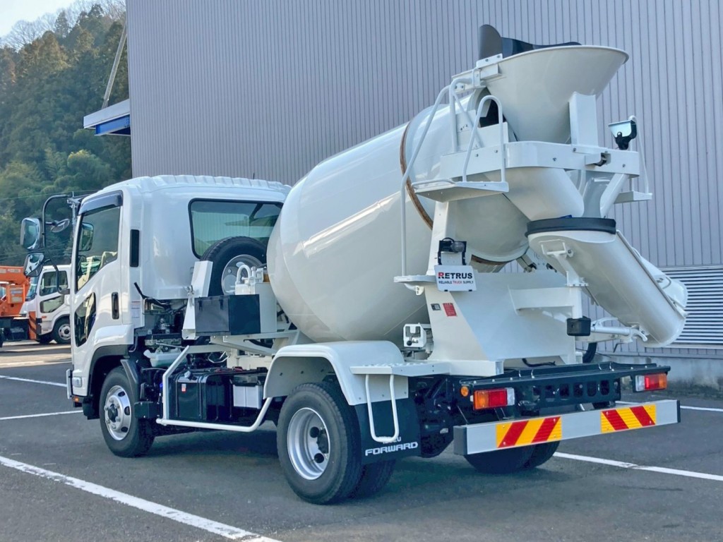 いすゞ フォワード 2PG-FRR90S4(2WD)の写真3