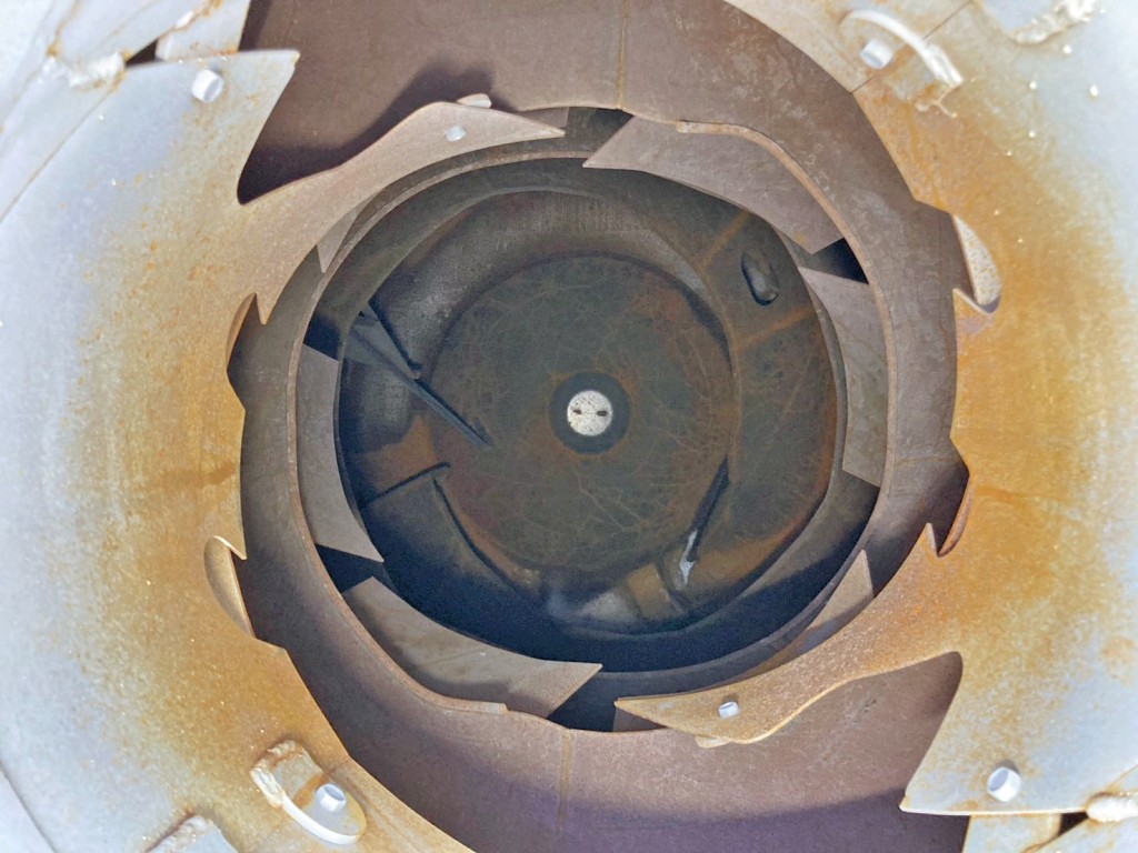 ドラム内部の状態です。|いすゞ フォワード 2PG-FRR90S4(2WD)の写真9