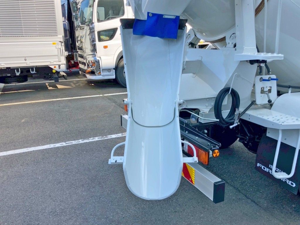 シュートの状態です。|いすゞ フォワード 2PG-FRR90S4(2WD)の写真12