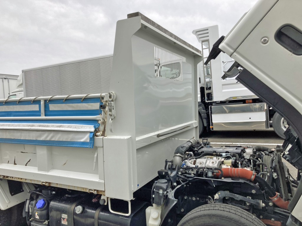 いすゞ エルフ 2RG-NKR88AD(2WD)の写真11