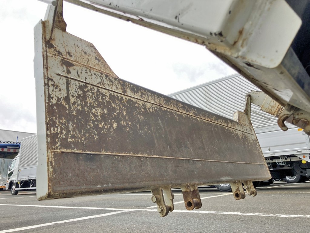 いすゞ エルフ 2RG-NKR88AD(2WD)の写真15