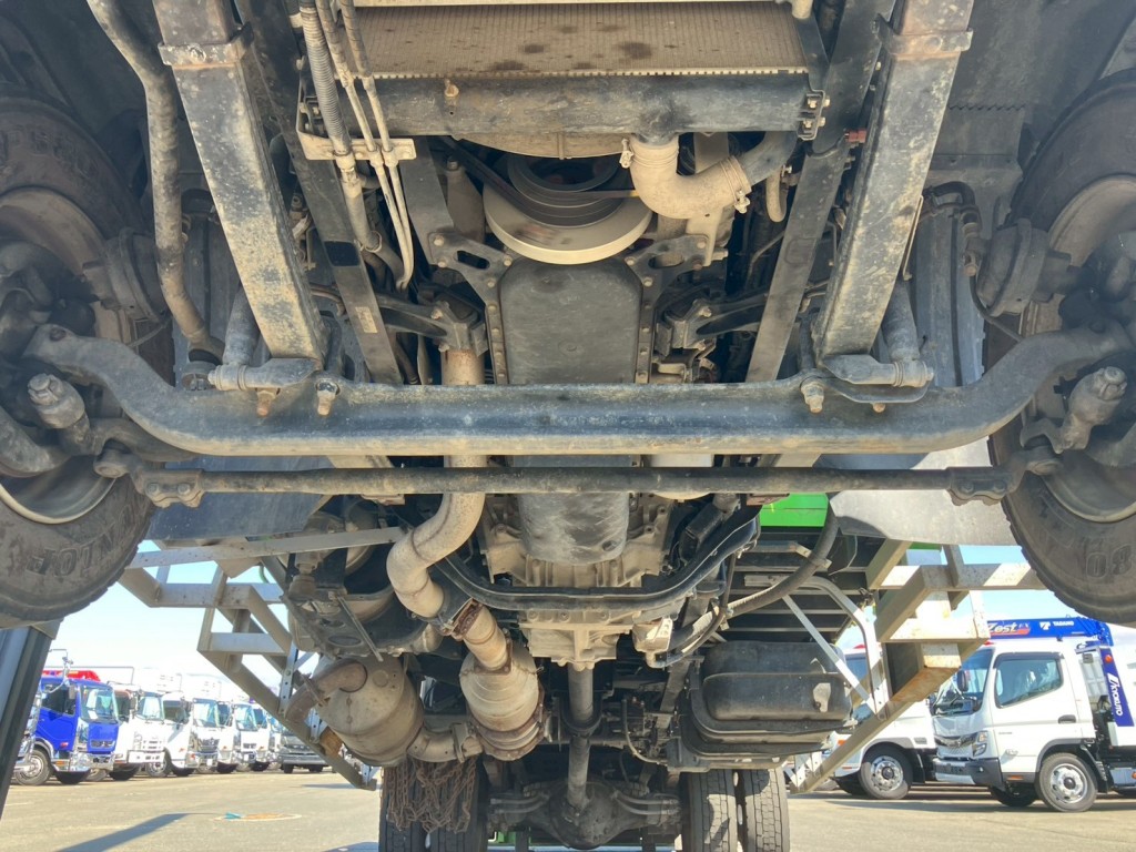 下回りの状態です。|三菱 ファイター 2KG-FK62F(2WD)の写真10