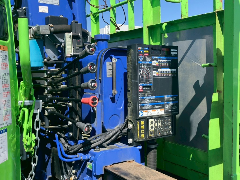 三菱 ファイター 2KG-FK62F(2WD)の写真19