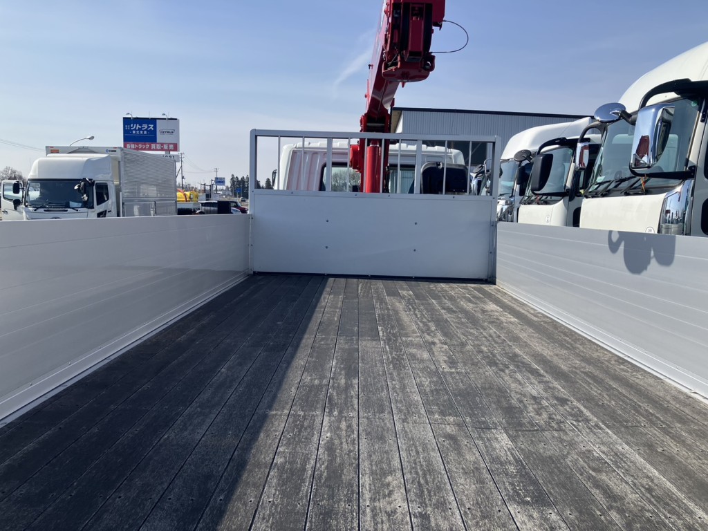 三菱 ファイター 2KG-FK62FZの写真5