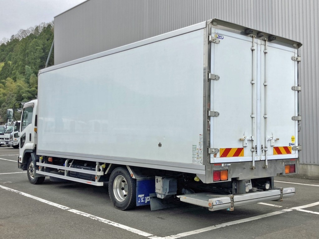 いすゞ フォワード 2PG-FTR90V2の写真3