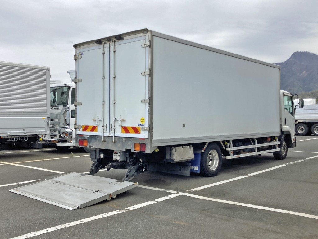 いすゞ フォワード 2PG-FTR90V2の写真4