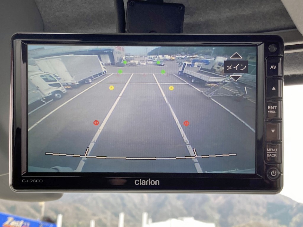 液晶バックモニター付きです。|いすゞ フォワード 2PG-FTR90V2の写真41