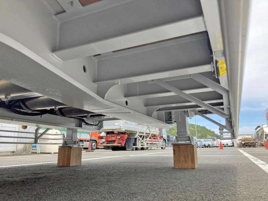 シャーシとネタの状態です。(横ネタは鉄製です)|トレクス  PLR430DEの写真7