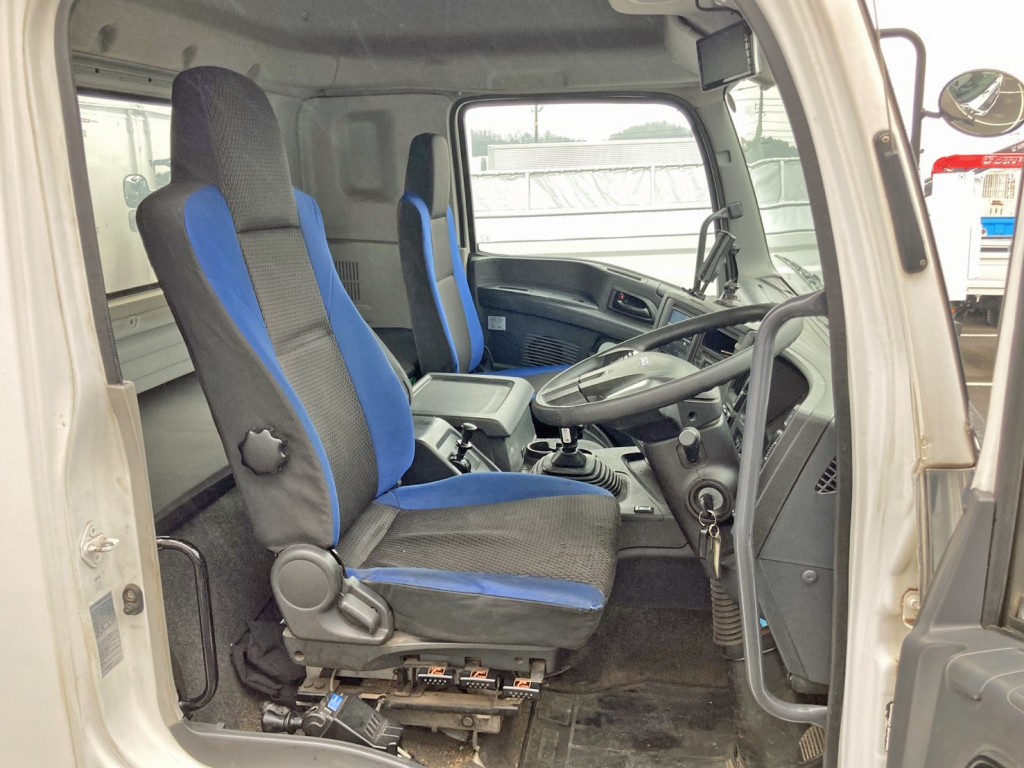 いすゞ ギガ QKG-EXZ52BJの写真10