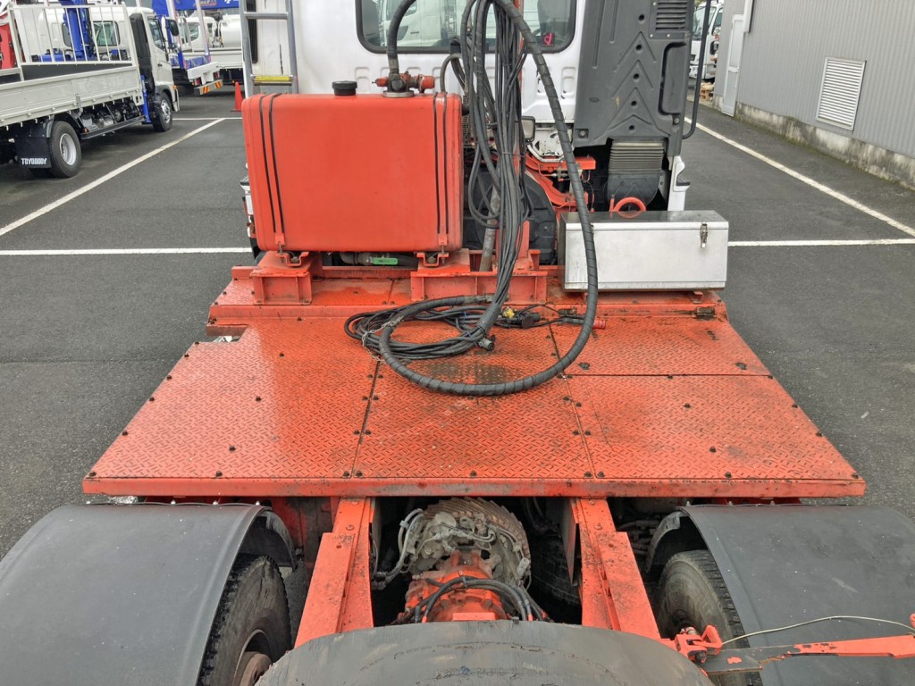 いすゞ ギガ QKG-EXZ52BJの写真13