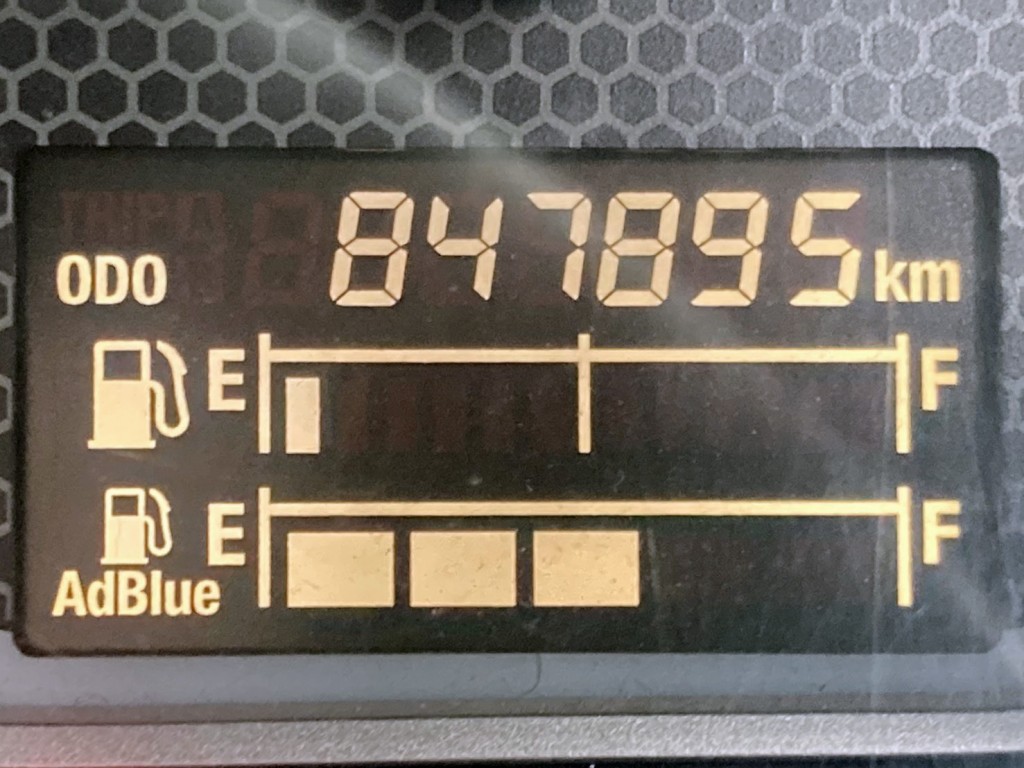 いすゞ ギガ QKG-EXZ52BJの写真28