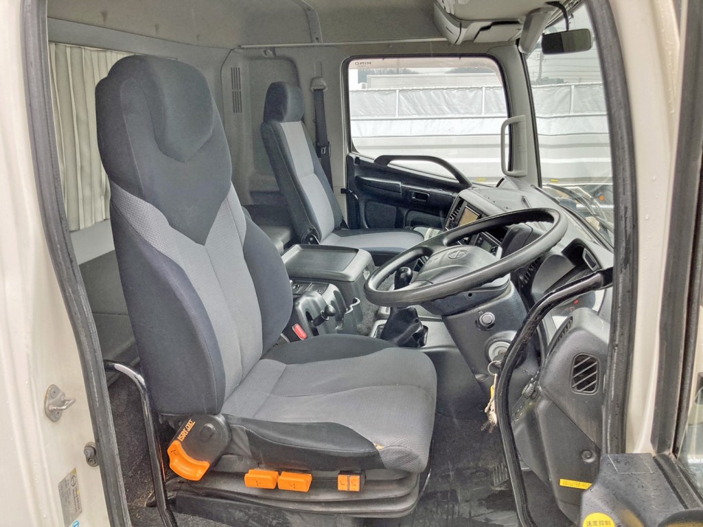 日野 プロフィア QKG-FW1EWEAの写真7