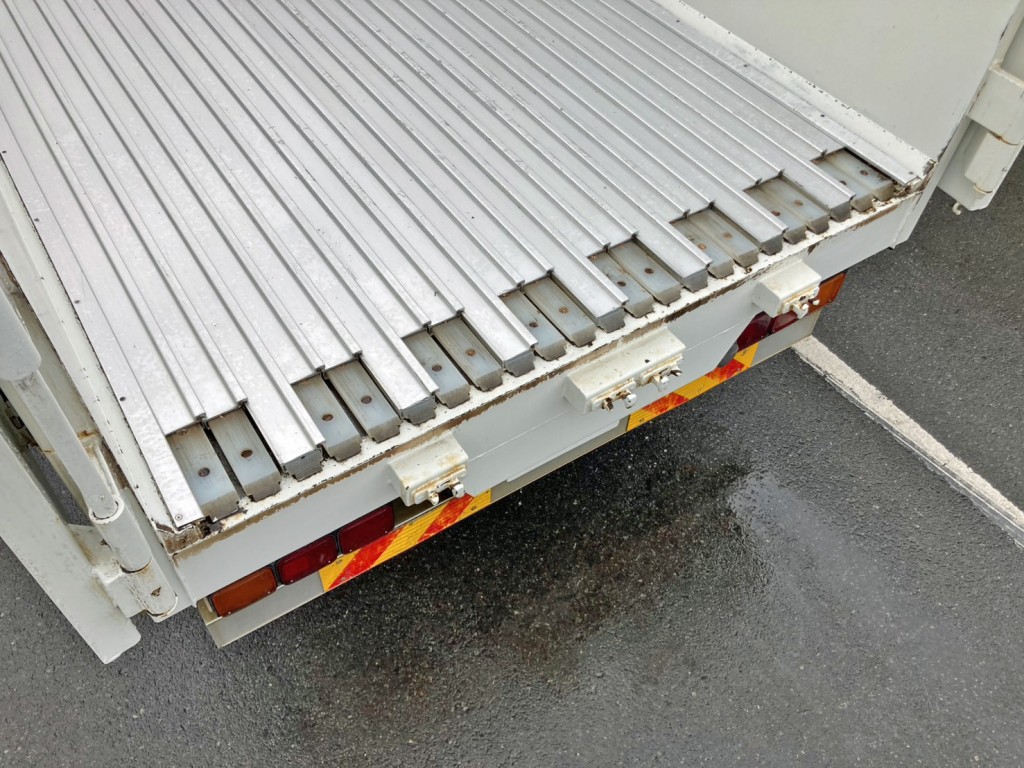 日野 プロフィア QKG-FW1EWEAの写真14