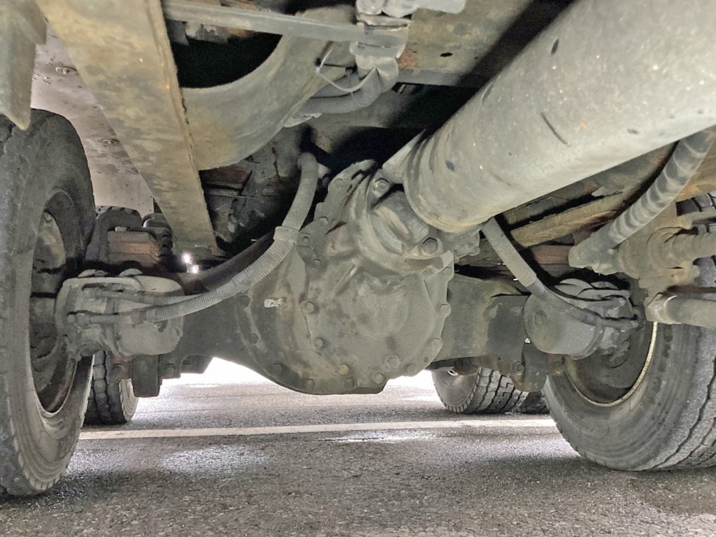 日野 プロフィア QKG-FW1EWEAの写真27