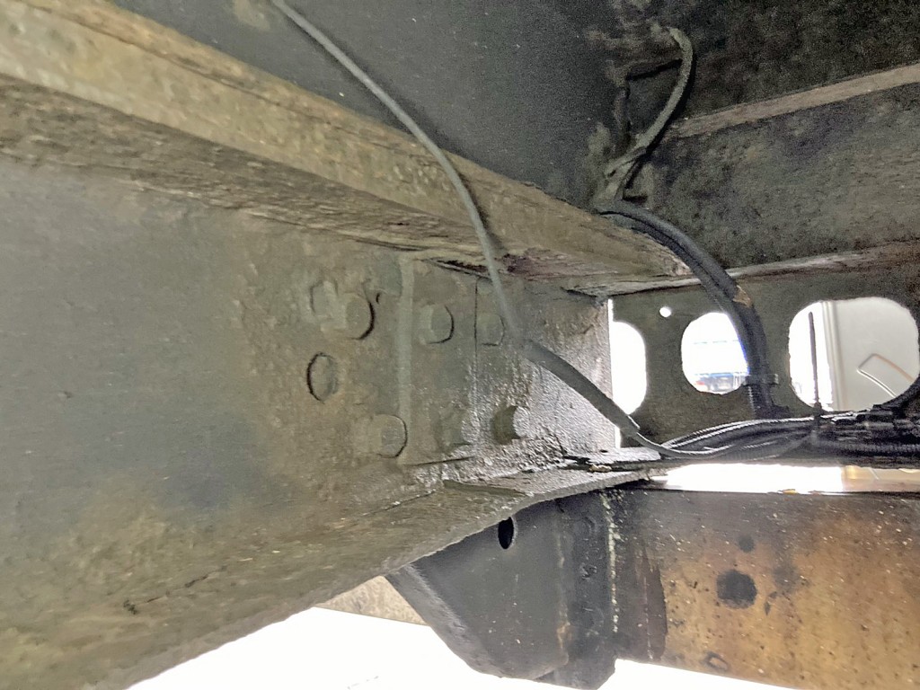 日野 プロフィア QKG-FW1EWEAの写真31