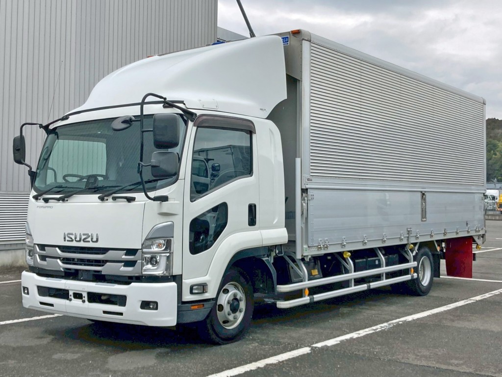 いすゞ フォワード 2RG-FRR90S2(2WD)の写真1