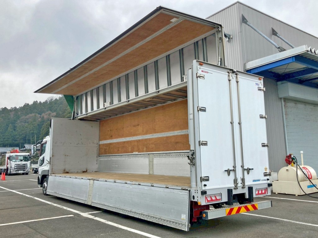 三菱 スーパーグレート QPG-FS64VZの写真3