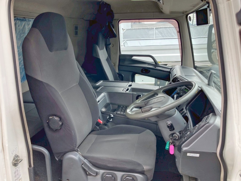 三菱 スーパーグレート QPG-FS64VZの写真7