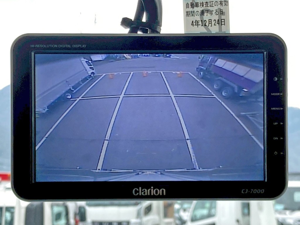 液晶バックモニター付きです。|三菱 スーパーグレート QPG-FS64VZの写真26