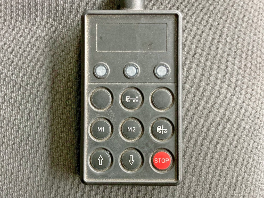 エアサスのコントローラーです。|三菱 スーパーグレート QPG-FS64VZの写真28