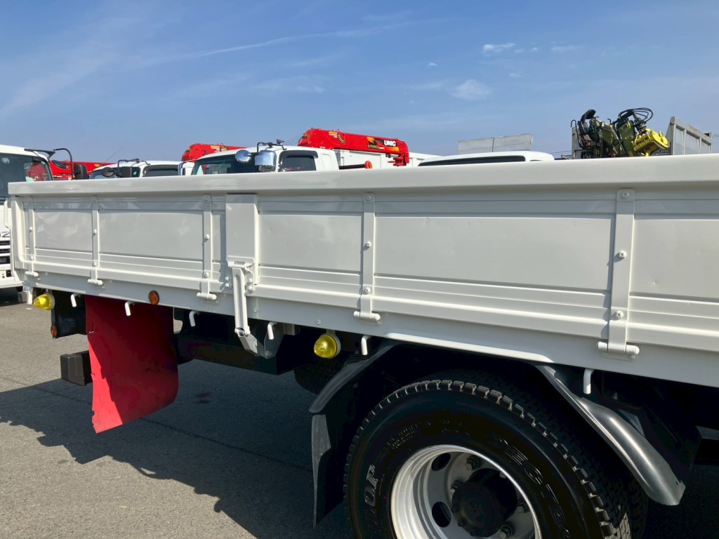 運転席側アオリにキズ・ヘコミがあります。|日野 レンジャー 2KG-FD2ABA(2WD)の写真31