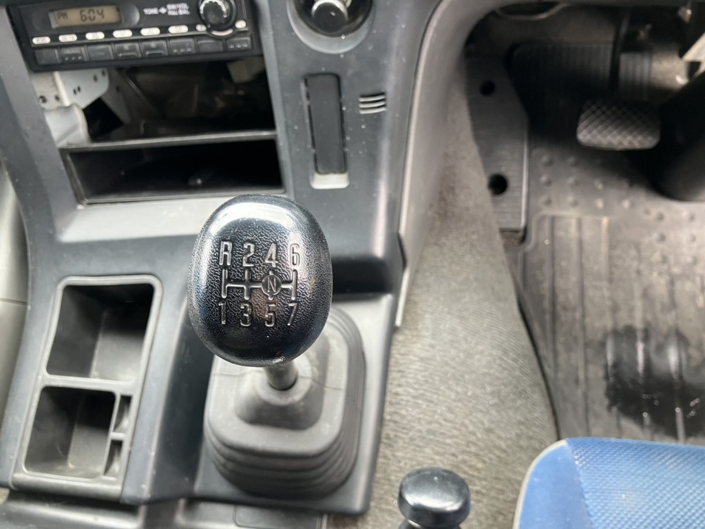 いすゞ ギガ QKG-CYJ77Aの写真7