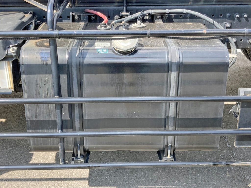 日野 プロフィア 2DG-FS1AJEの写真31