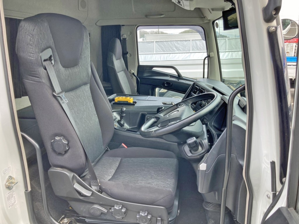 三菱 スーパーグレート 2KG-FV70HYの写真11