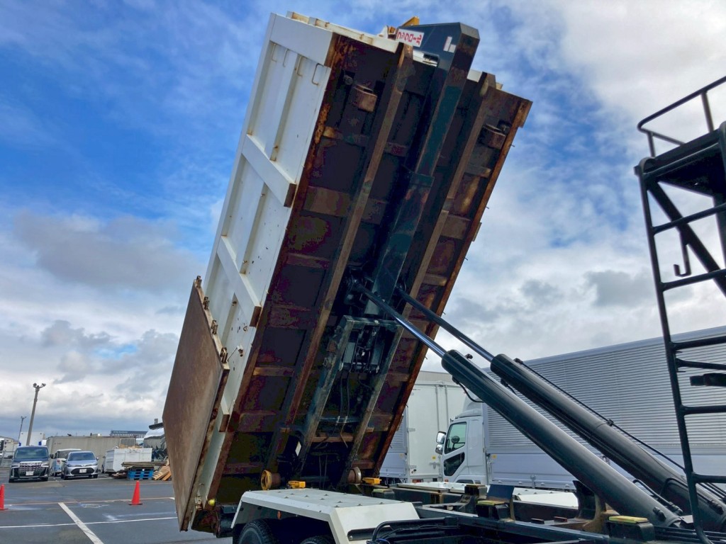 三菱 スーパーグレート 2KG-FV70HYの写真13