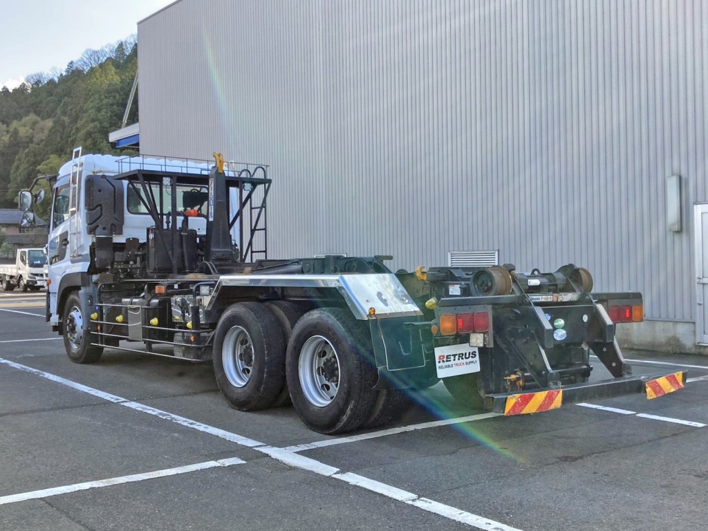 UDトラックス クオン QKG-CW5YLの写真3