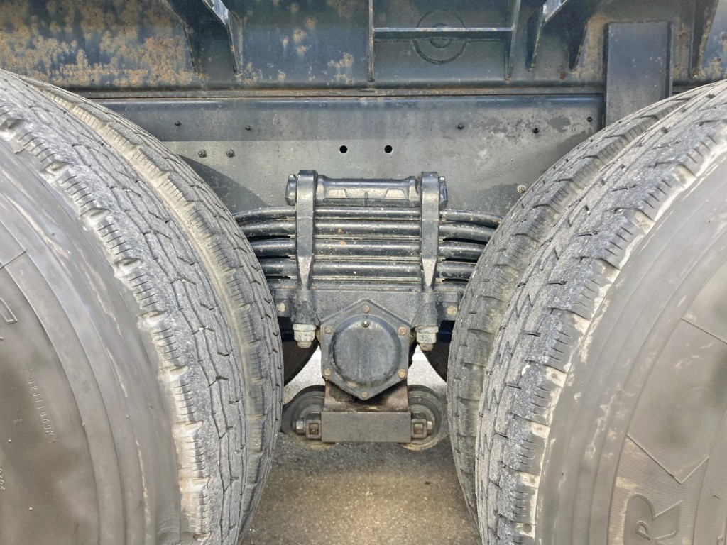 UDトラックス クオン QKG-CW5YLの写真5