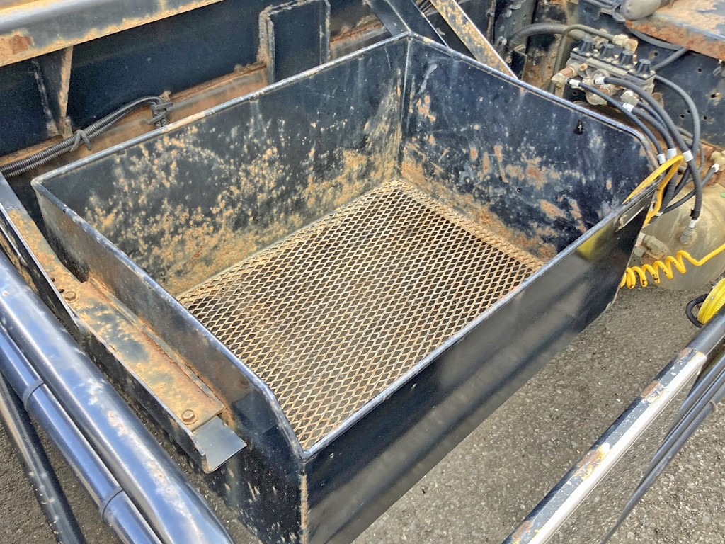 UDトラックス クオン QKG-CW5YLの写真13