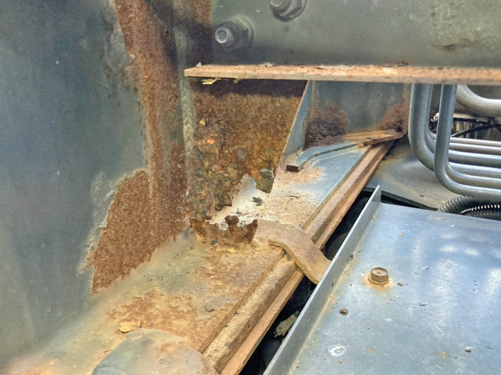 UDトラックス クオン QKG-CW5YLの写真22