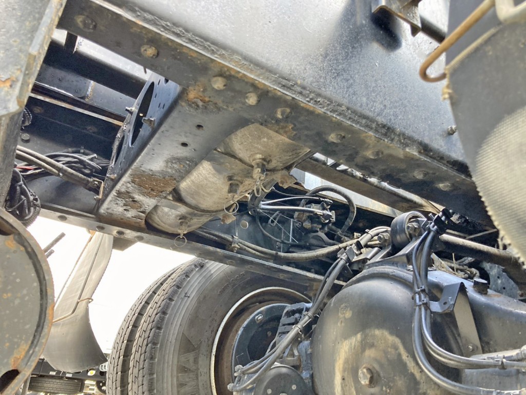 UDトラックス クオン QKG-CW5YLの写真26