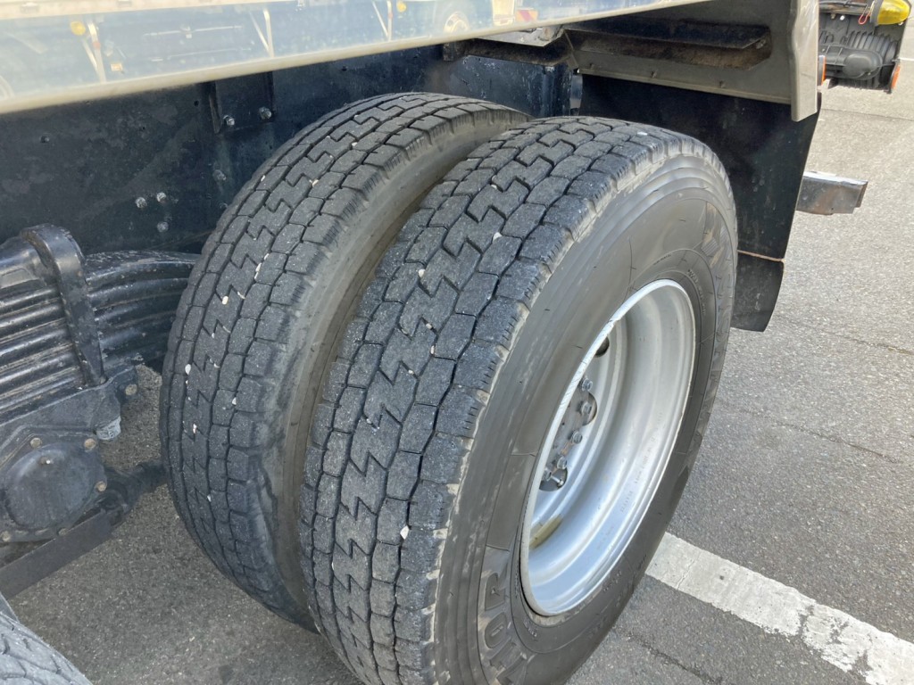 UDトラックス クオン QKG-CW5YLの写真28