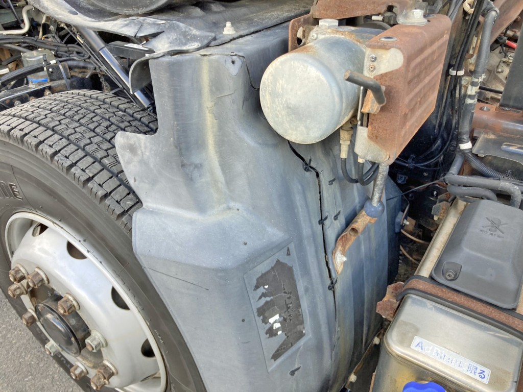 UDトラックス クオン QKG-CW5YLの写真29