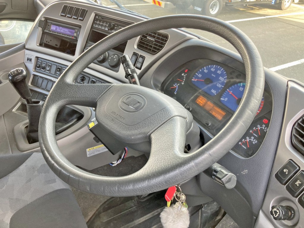 UDトラックス クオン QKG-CW5YLの写真38