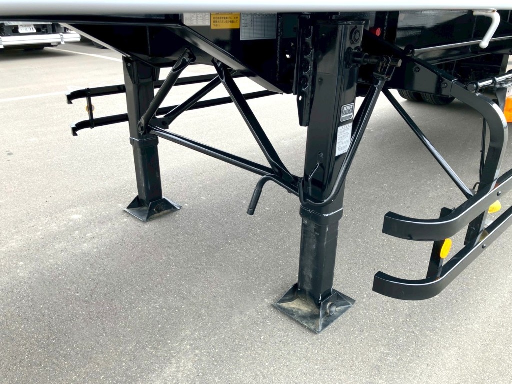 脚は手動式です。|フルハーフ  KFKGF340Wの写真21