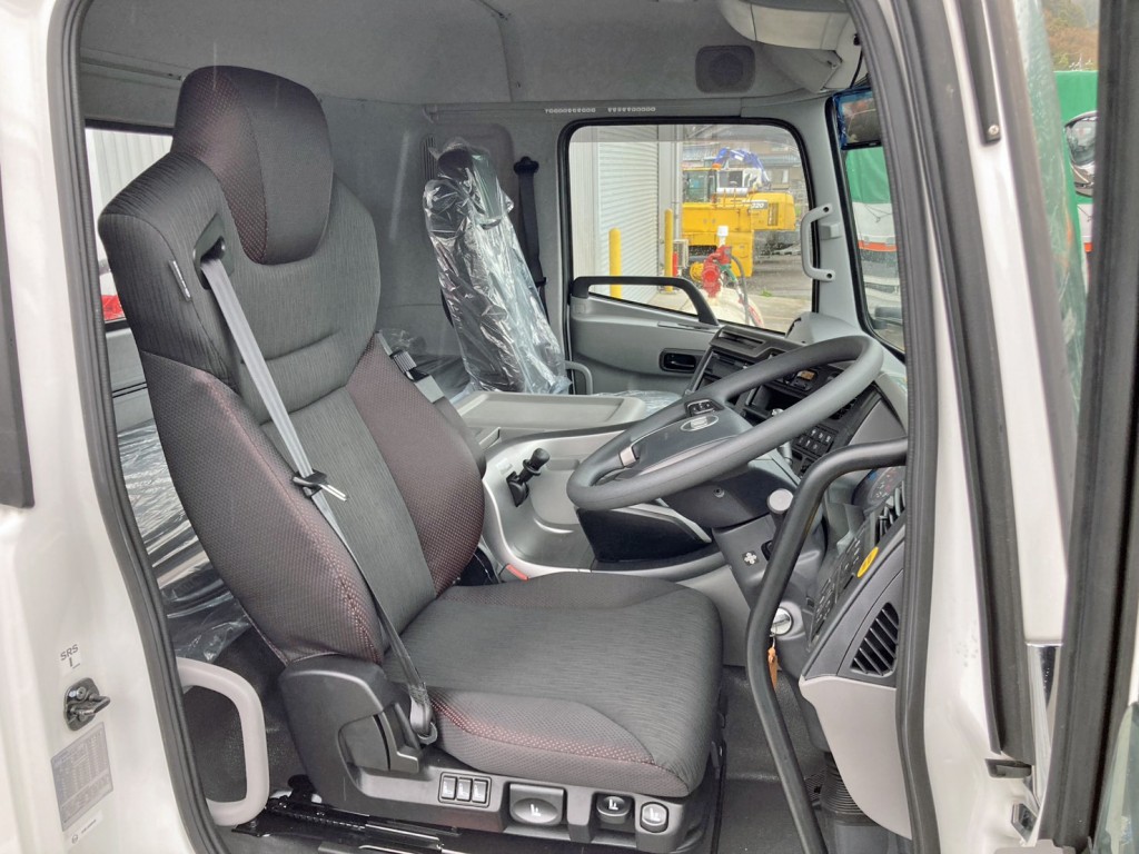 UDトラックス クオン 2RG-CG5FLの写真7