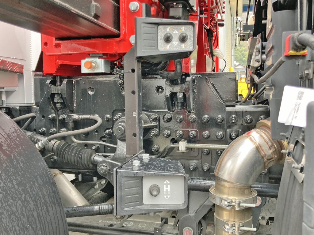 UDトラックス クオン 2RG-CG5FLの写真17