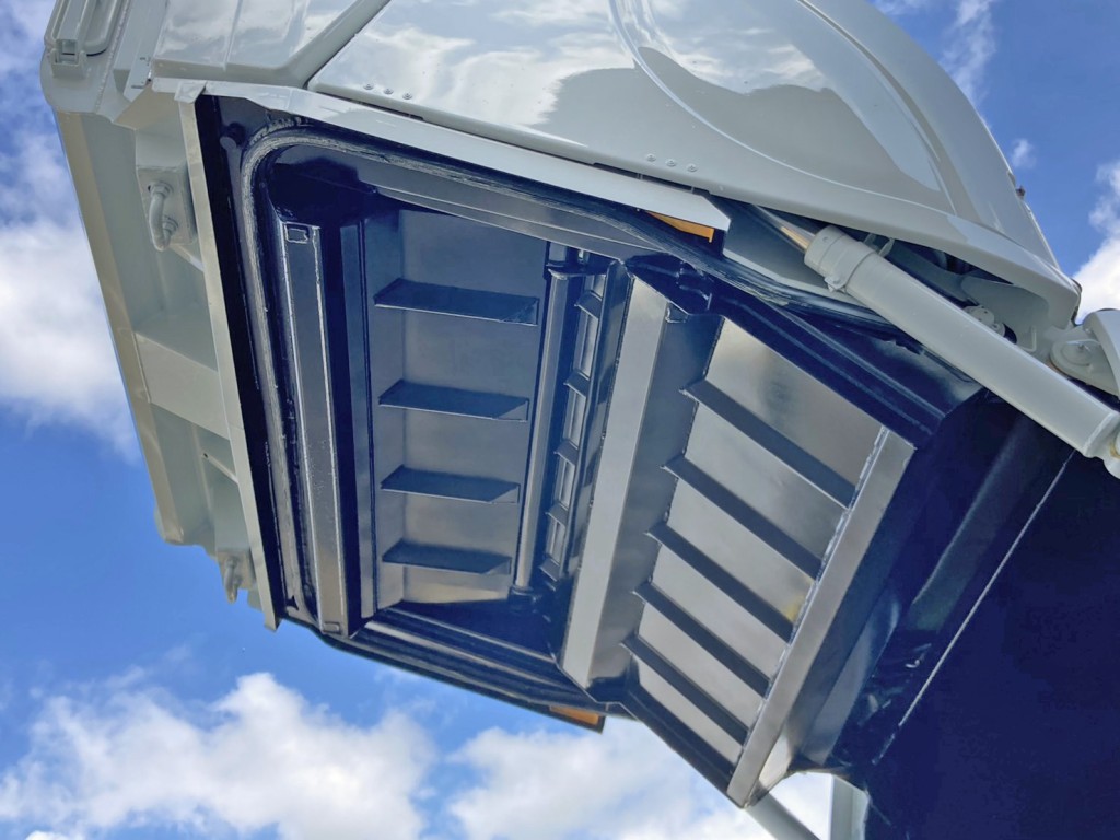 三菱 キャンター 2RG-FEAV0(2WD)の写真9