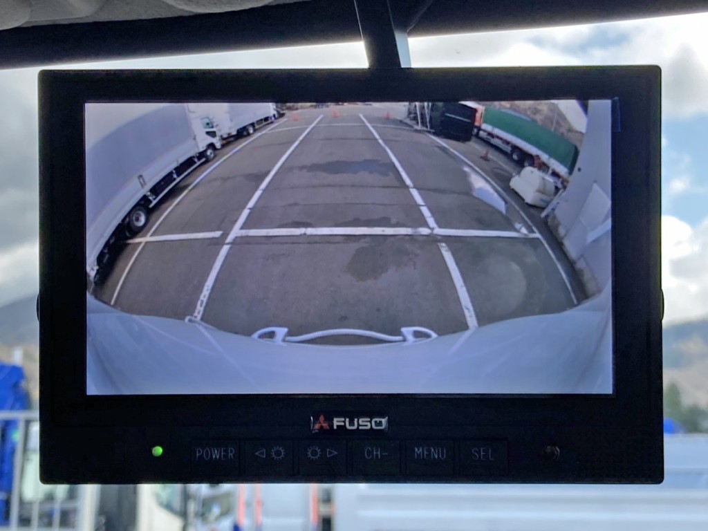 三菱 キャンター 2RG-FEAV0(2WD)の写真26