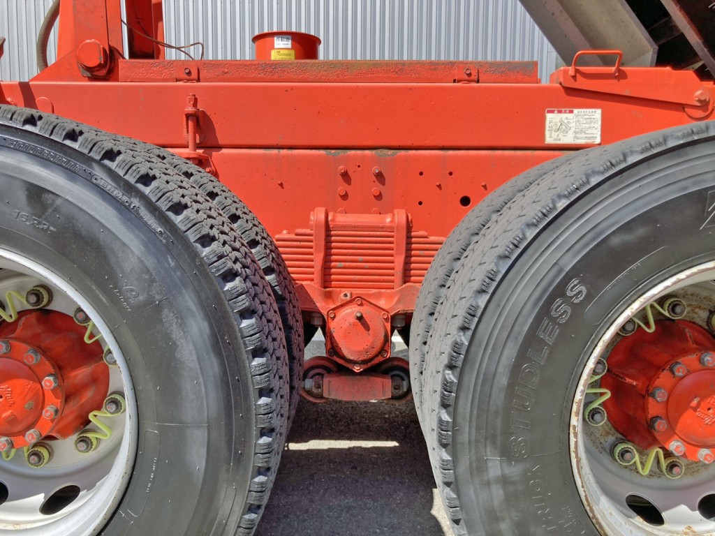 リーフサスです。|日野 プロフィア QKG-FS1EKAAの写真5