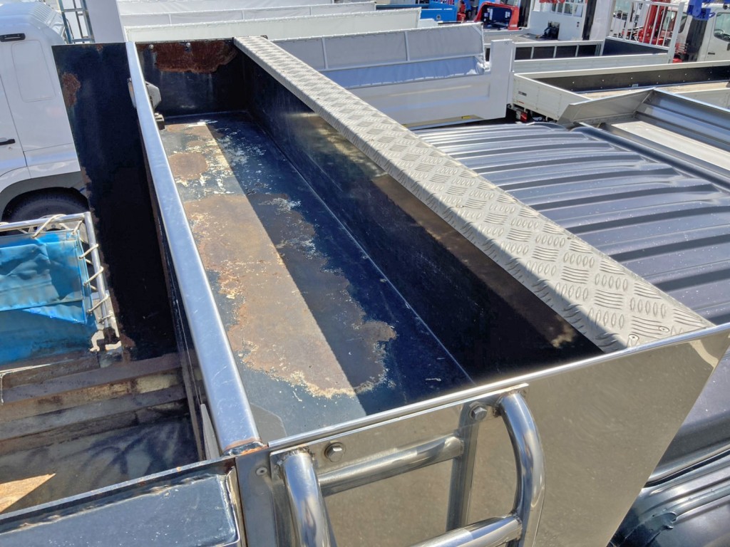 シートデッキの状態です。|日野 プロフィア QKG-FS1EKAAの写真14