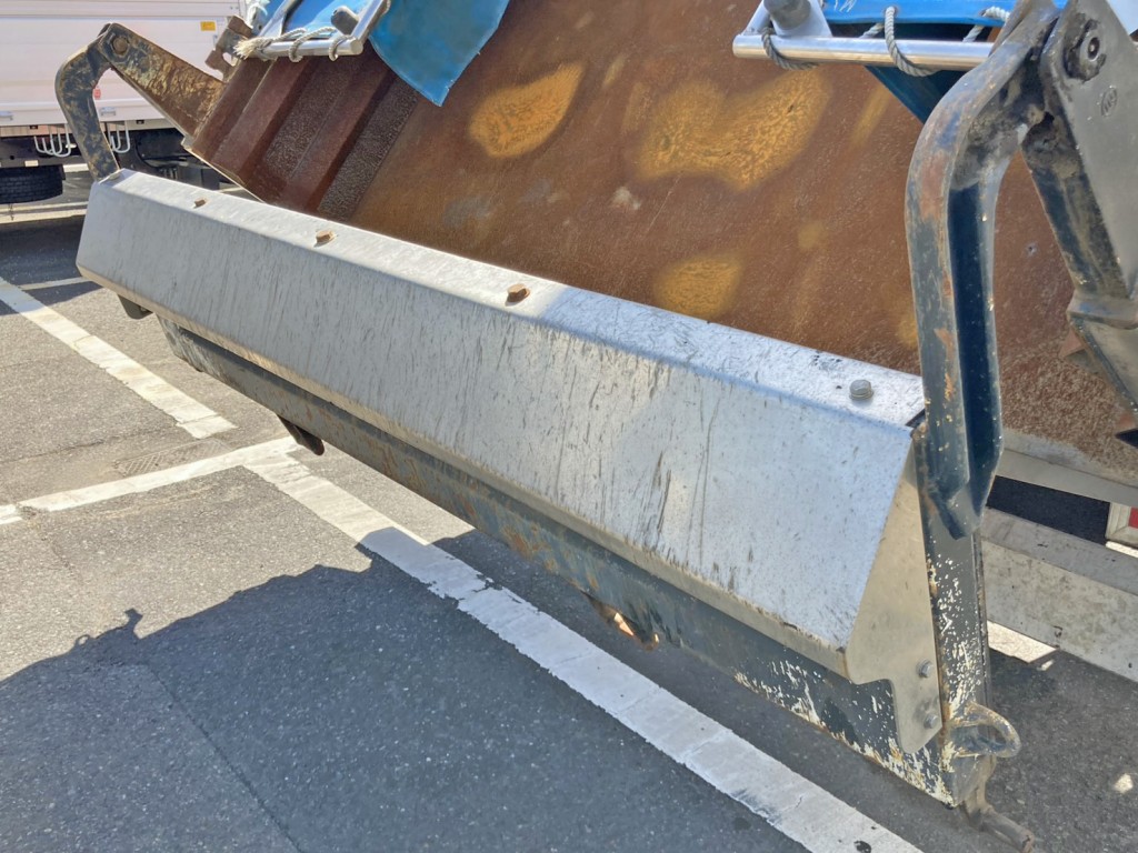 リヤゲートにヒサシが付いています。|日野 プロフィア QKG-FS1EKAAの写真25