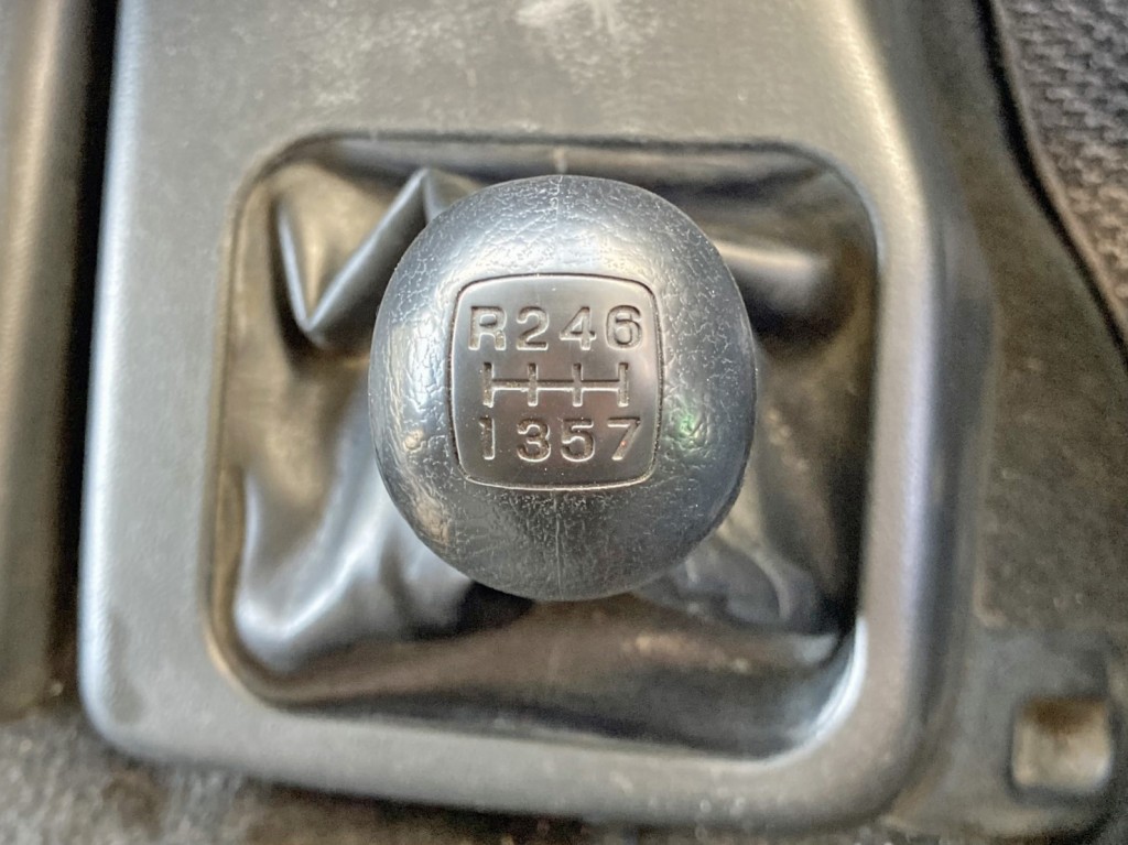 日野 プロフィア QKG-FS1EKAAの写真35