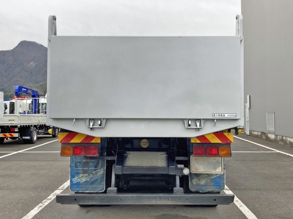 UDトラックス クオン QKG-CD5YLの写真23