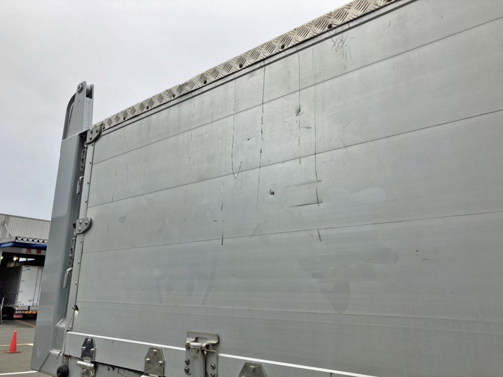 UDトラックス クオン QKG-CD5YLの写真31